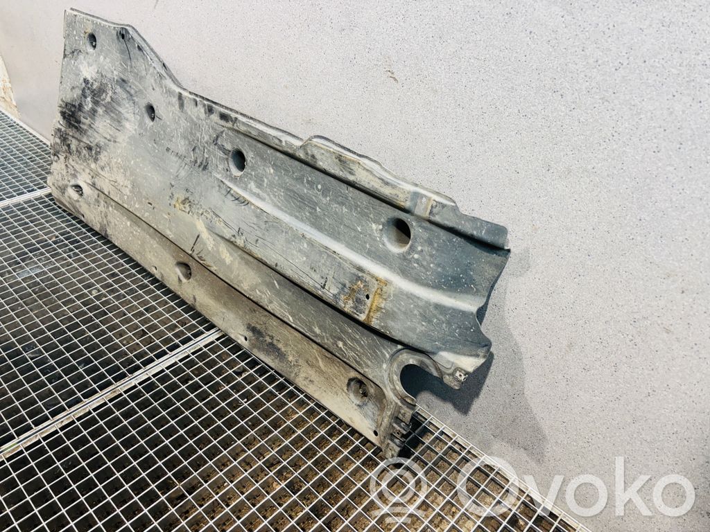 Volkswagen PASSAT B8 Protección inferior lateral 