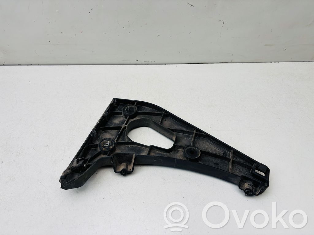Audi A1 Galinis laikiklis bamperio 