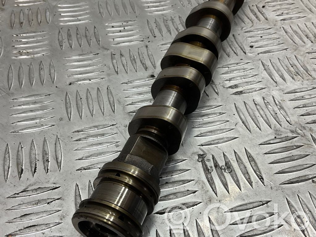BMW 7 F01 F02 F03 F04 Arbre à cames 