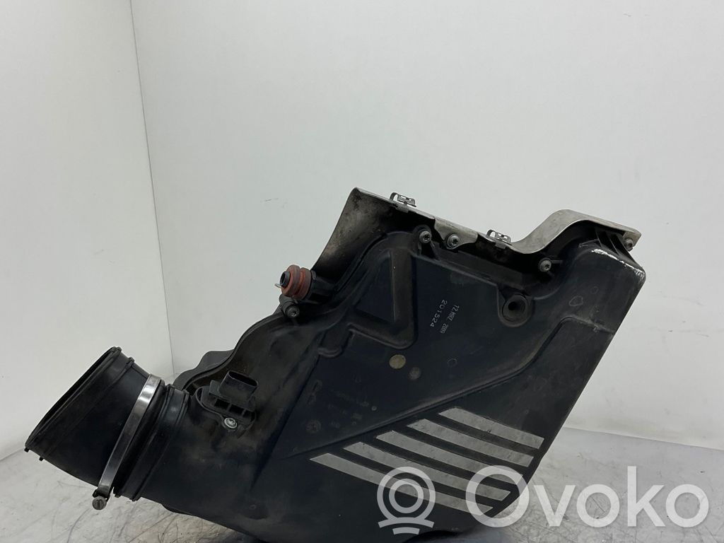 BMW 7 F01 F02 F03 F04 Air filter box 