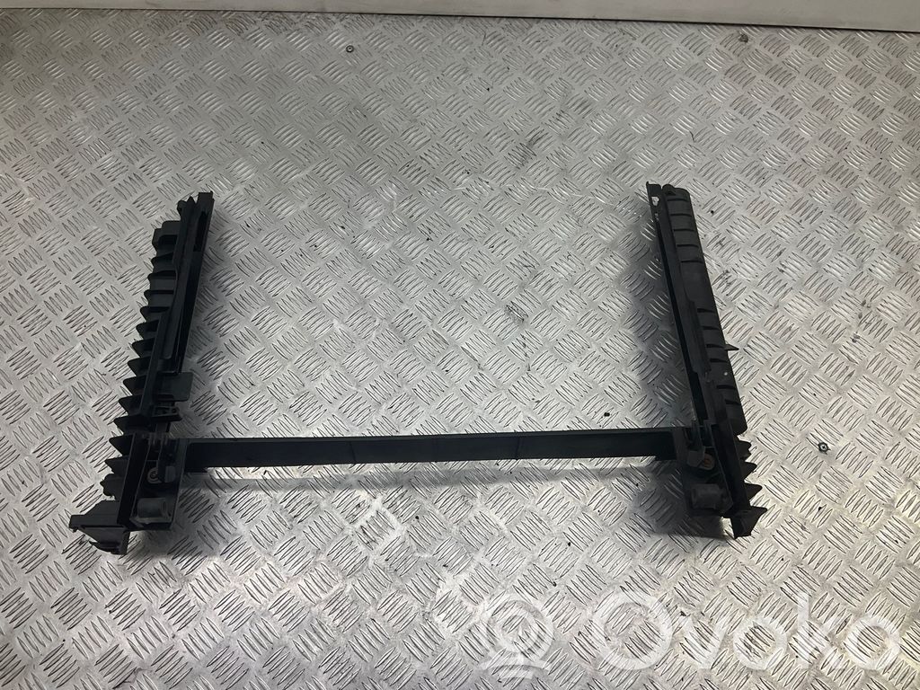 BMW 5 E60 E61 Radiator mount bracket 