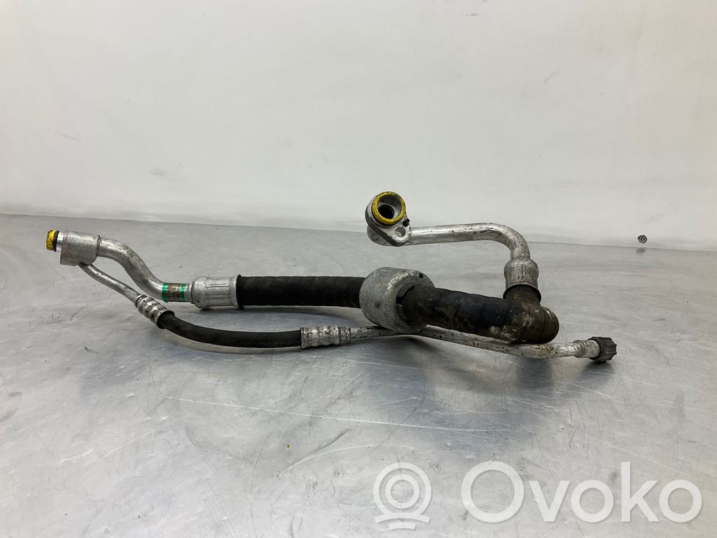 BMW 3 E90 E91 Air conditioning (A/C) pipe/hose 