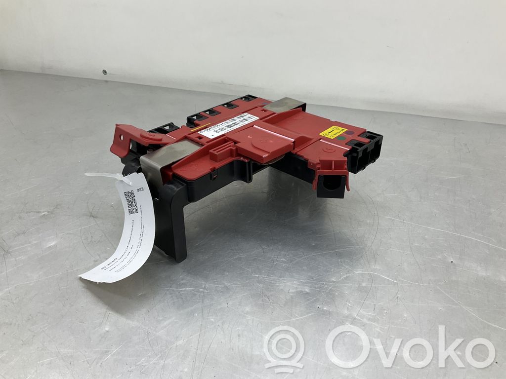 BMW 5 F10 F11 Cableado positivo 