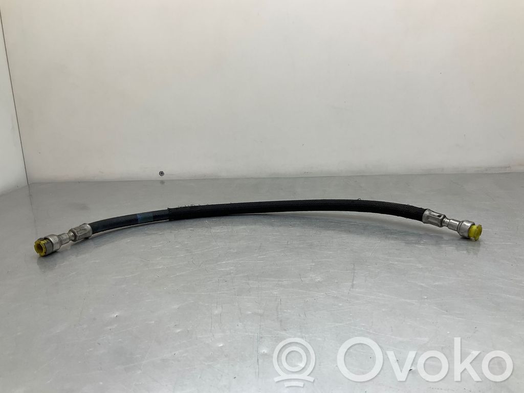 BMW 5 E60 E61 Polttoaineputken letku 