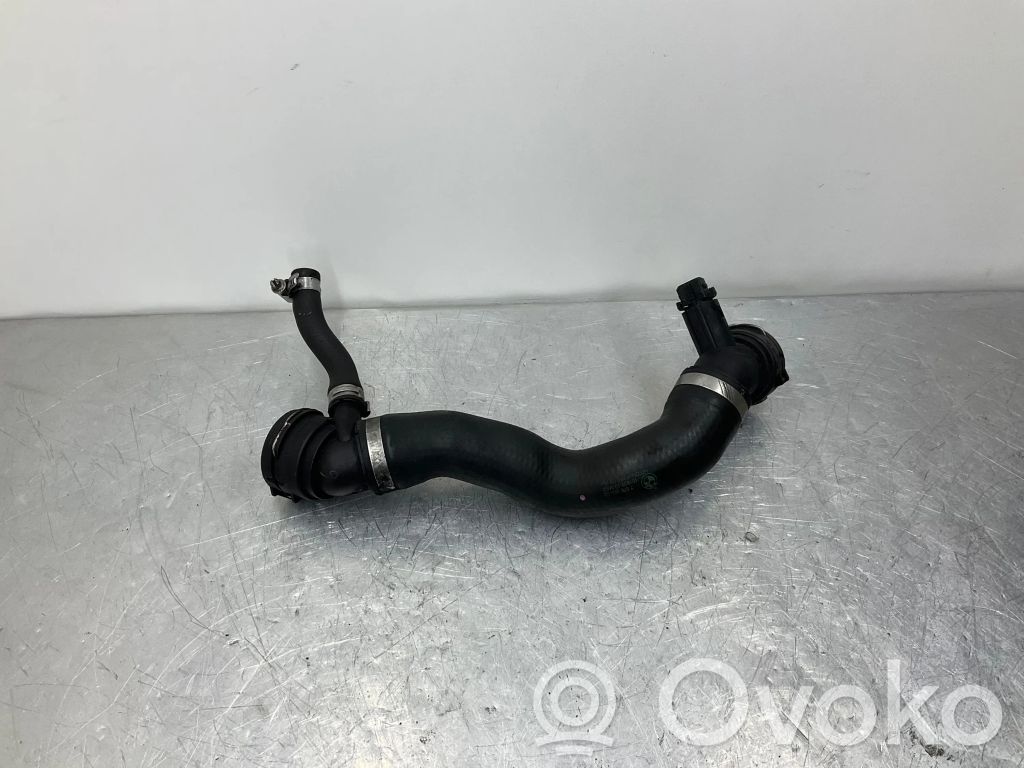 BMW 5 F10 F11 Engine coolant pipe/hose 