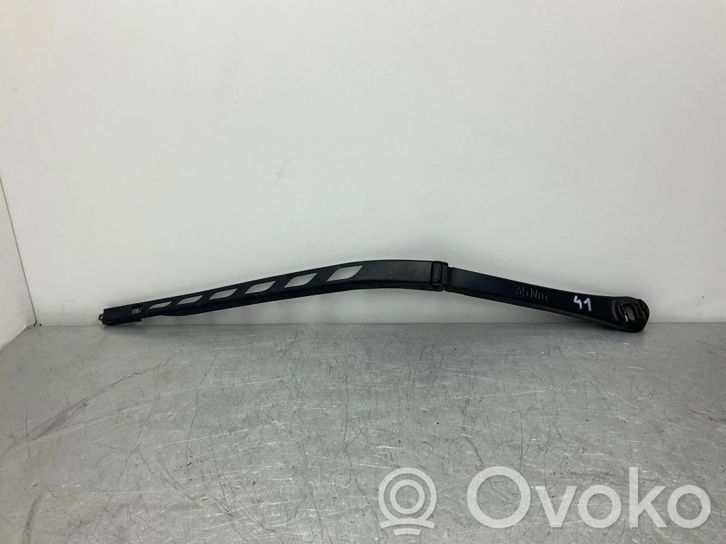 BMW 5 E60 E61 Wischerarm vorne 