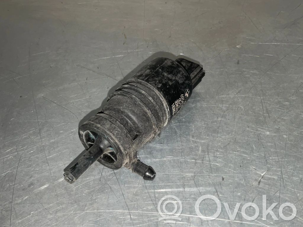 BMW 7 F01 F02 F03 F04 Windscreen/windshield washer pump 