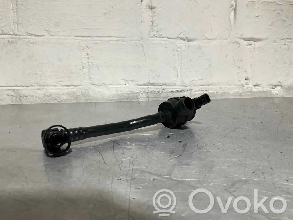 BMW 5 F10 F11 Breather/breather pipe/hose 