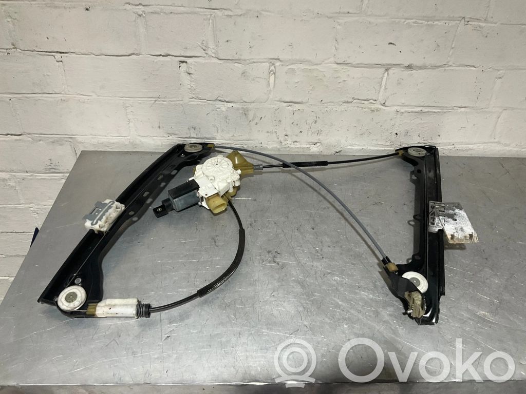 BMW 3 E92 E93 Front door window regulator with motor 