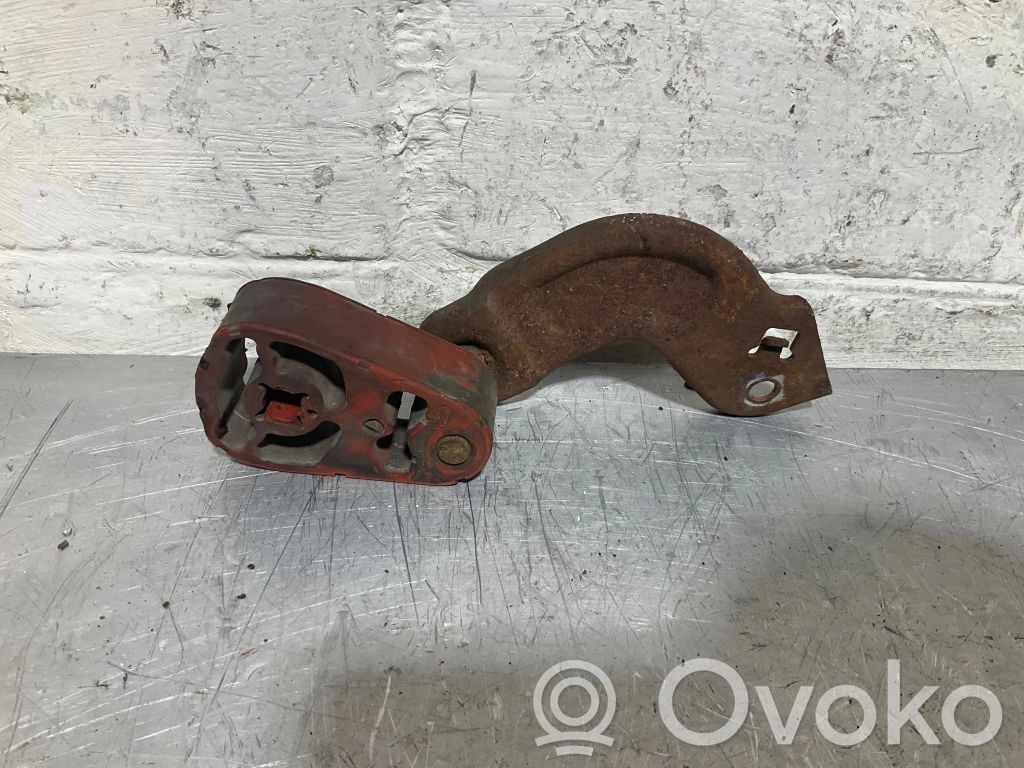 BMW X5 E70 Muffler mount bracket/holder 