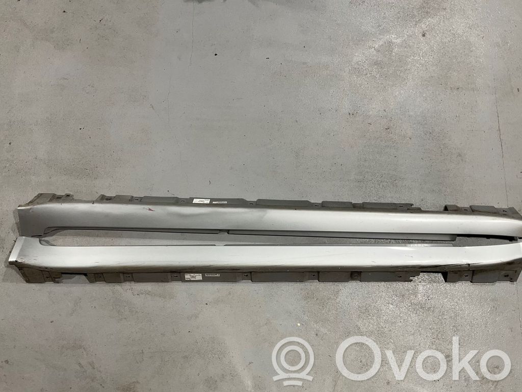 BMW 7 F01 F02 F03 F04 Sottoporta 