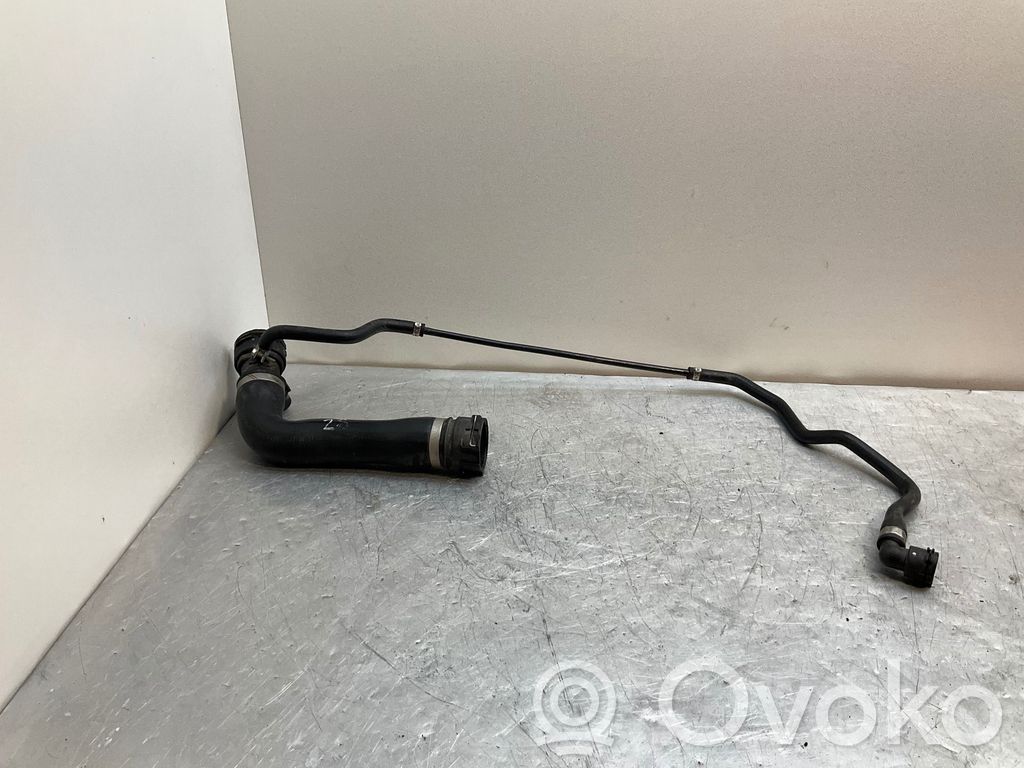 BMW 5 E60 E61 Engine coolant pipe/hose 