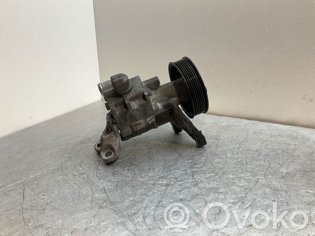 BMW 5 E60 E61 Power steering pump 