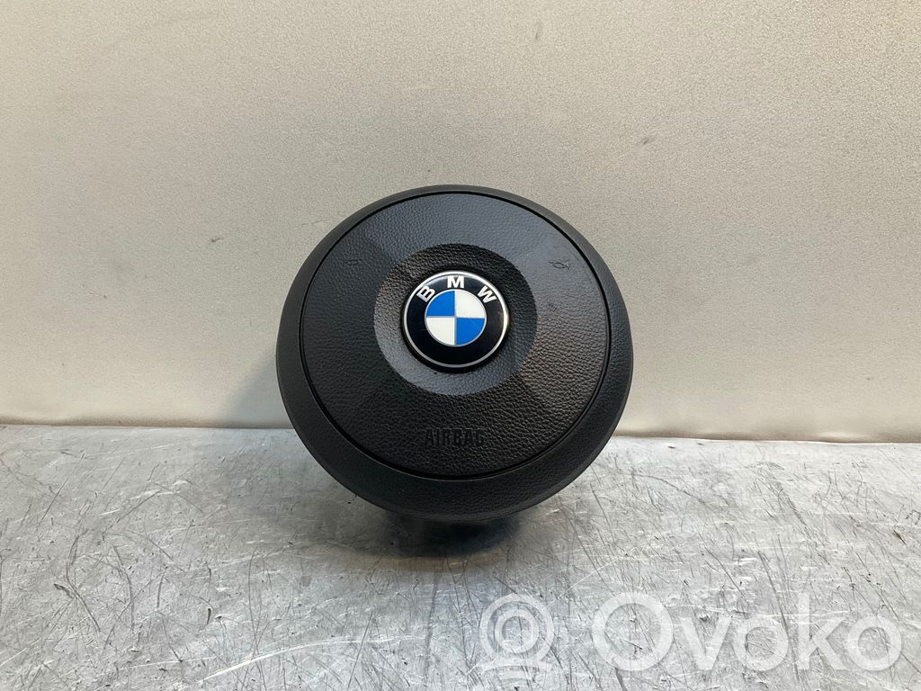 BMW 5 E60 E61 Vairo oro pagalvė 