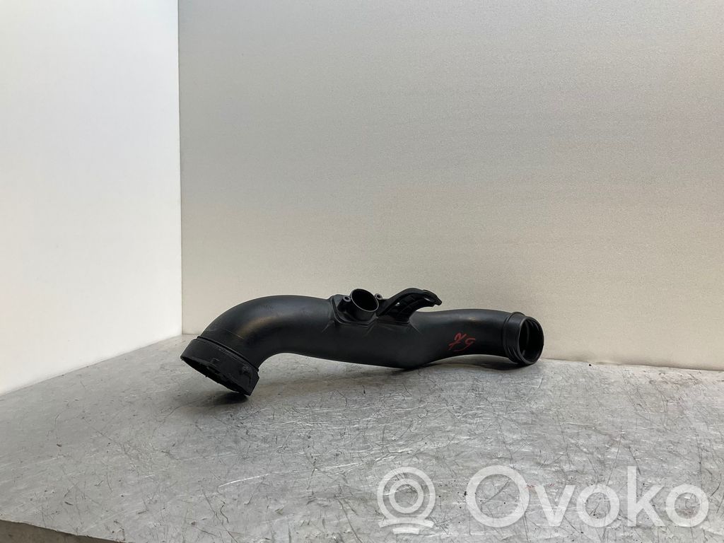BMW 3 E90 E91 Air intake duct part 