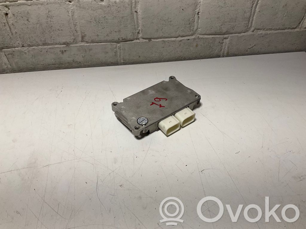 BMW 3 E90 E91 Jakovaihteiston ohjainlaite 