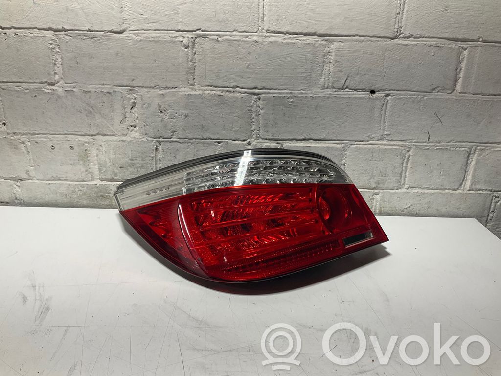 Rear/tail lights   7361881,10528501,19528501
