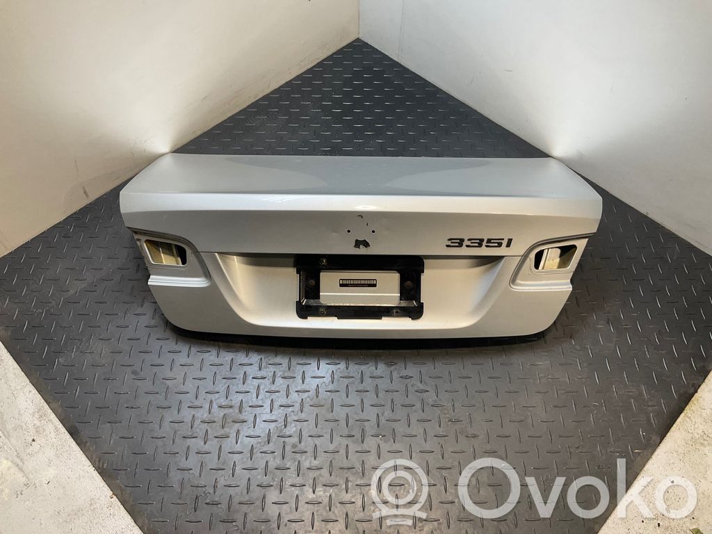 Tailgate/trunk/boot lid