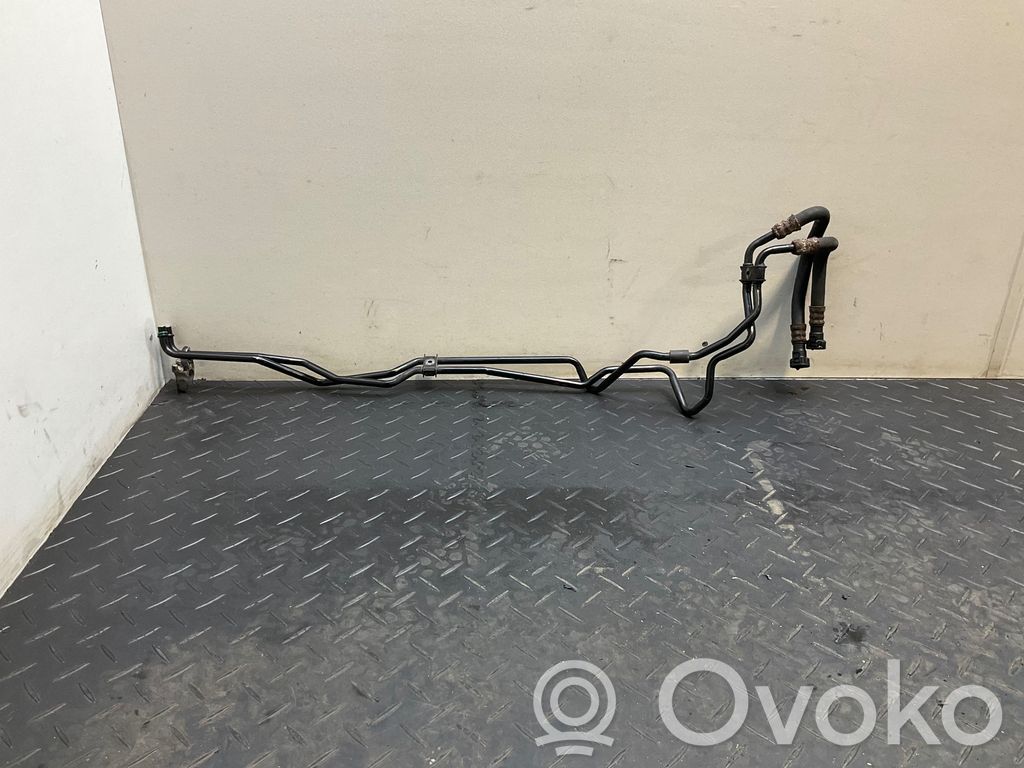 BMW 3 E92 E93 Gearbox oil cooler pipe/hose 