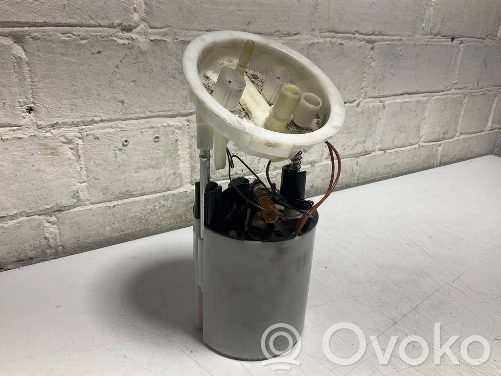 BMW 3 E92 E93 Bomba interna de combustible 
