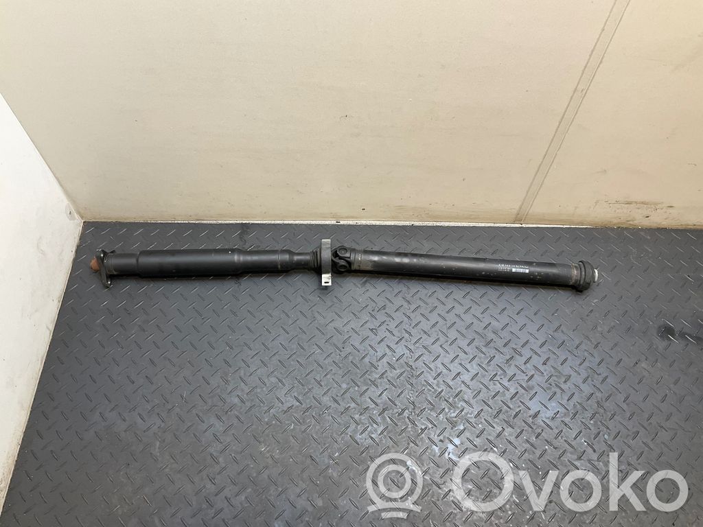 BMW 3 E92 E93 Kardanas komplekte 