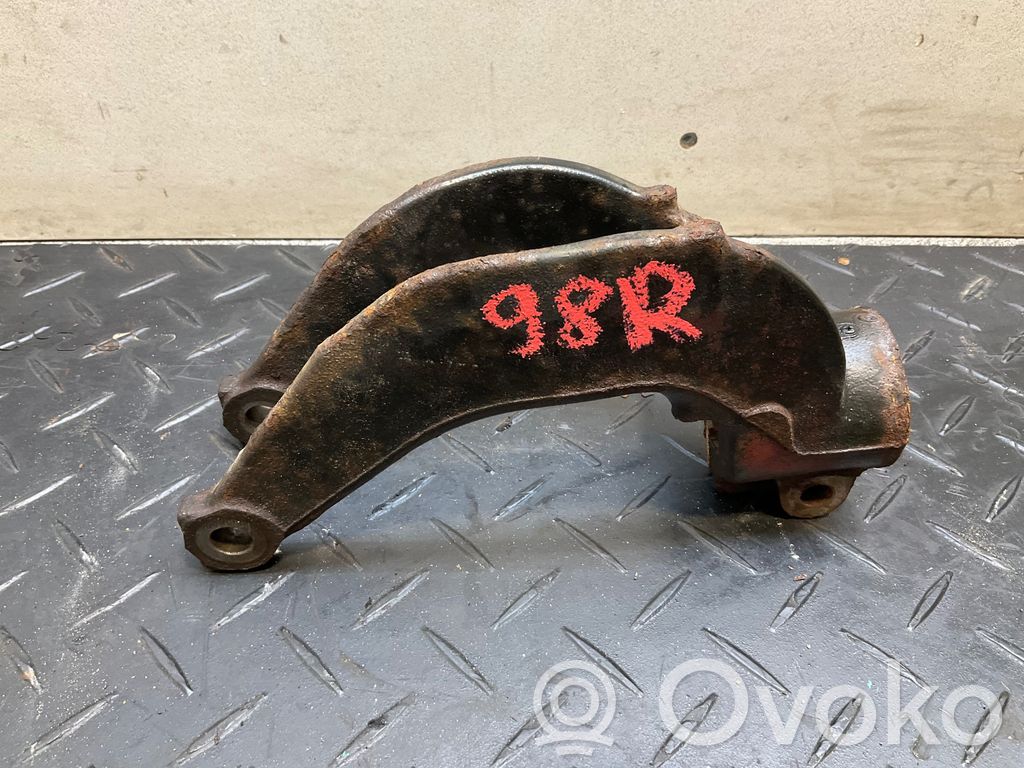 BMW X5 E70 Lower shock absorber bracket 