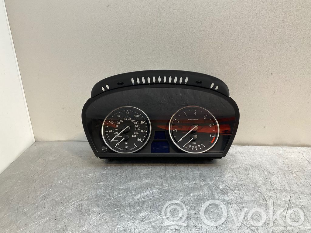 BMW X5 E70 Speedometer (instrument cluster) 