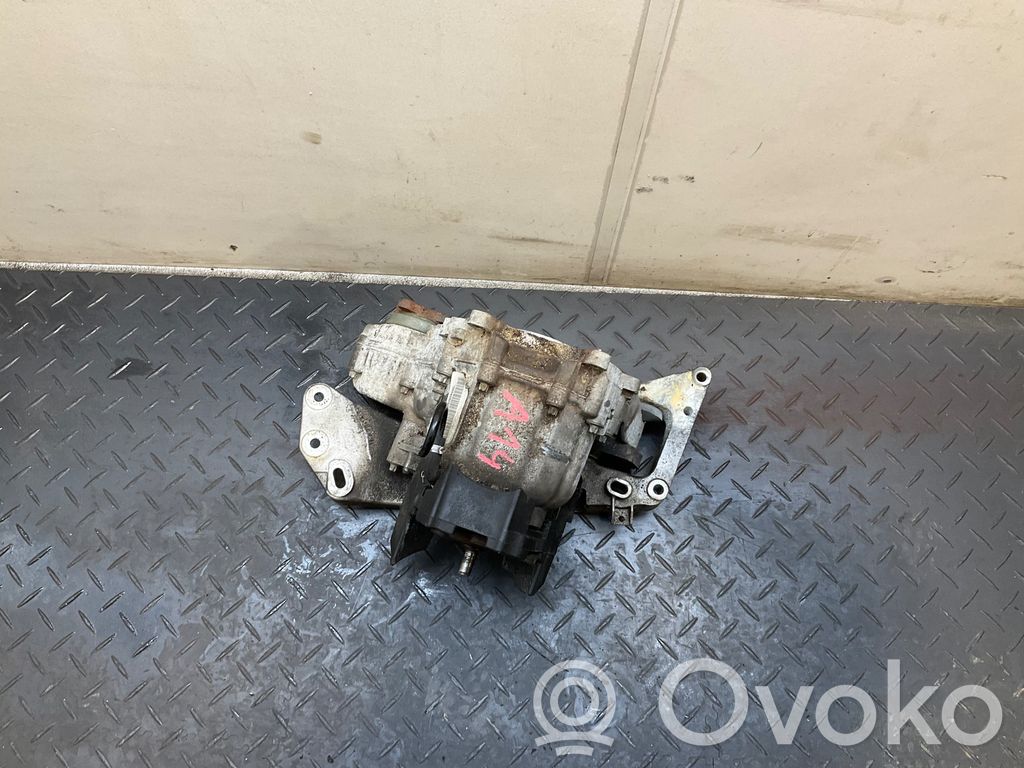 BMW 5 E60 E61 Gearbox transfer box case 
