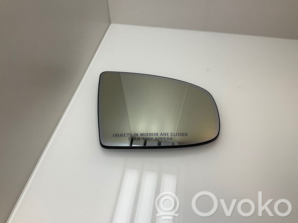 BMW X5 E70 стекло зеркало 
