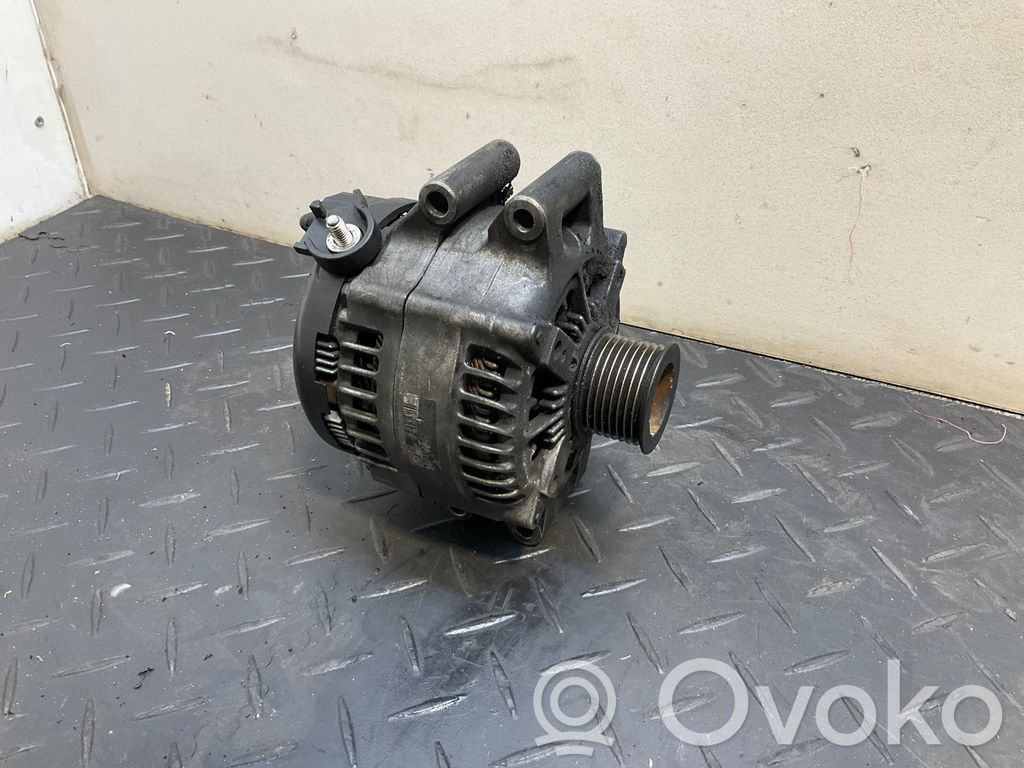 BMW 5 F10 F11 Generatorius 