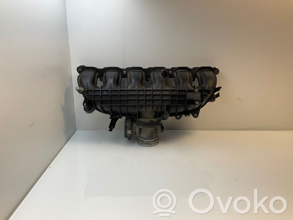 BMW 3 F30 F35 F31 Kolektorius įsiurbimo 