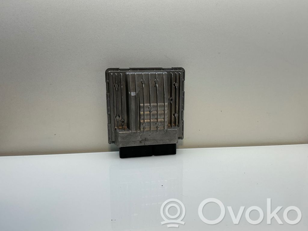 Engine control unit/module   7561684,7567370,5WK98084
