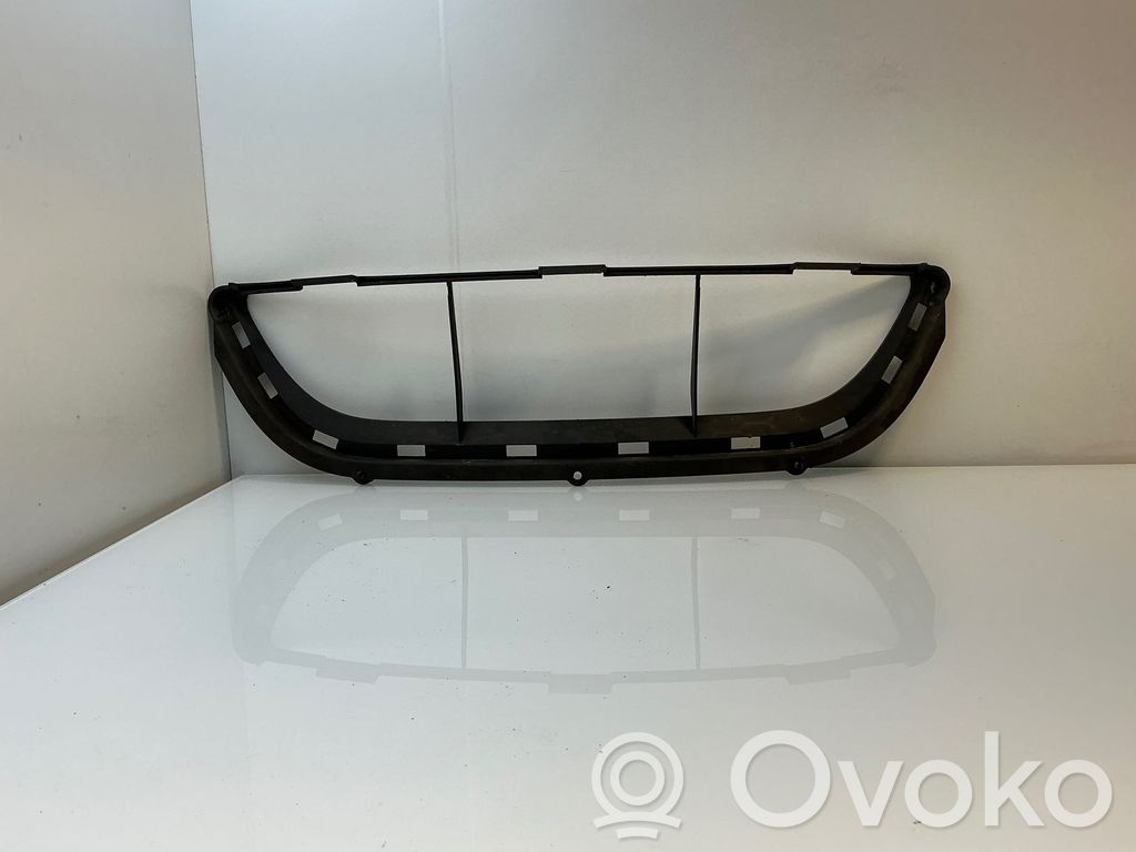Front bumper lower grill   7897759