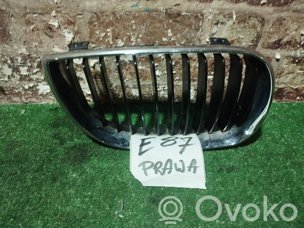 Rejilla delantera   70771309