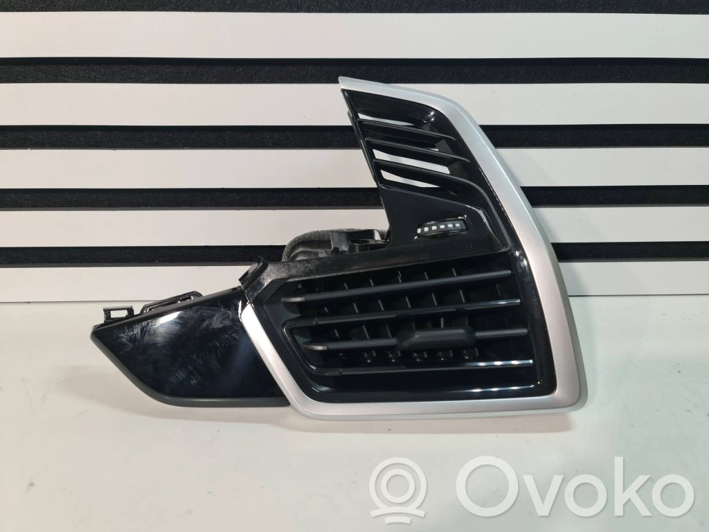 BMW X5 G05 Grilă ventilație/ramă laterală bord 