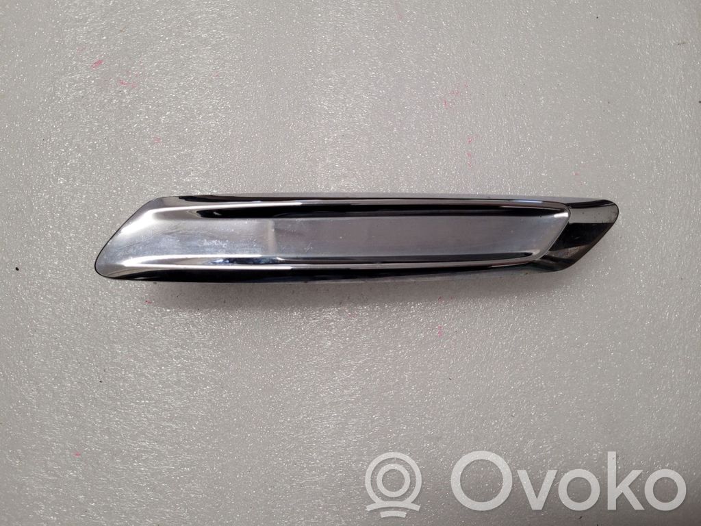 BMW 5 F10 F11 Mască aripă față (turnată) 