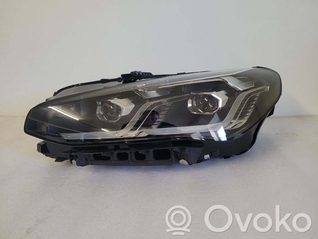 BMW 2 Active Tourer U06 Headlight/headlamp 