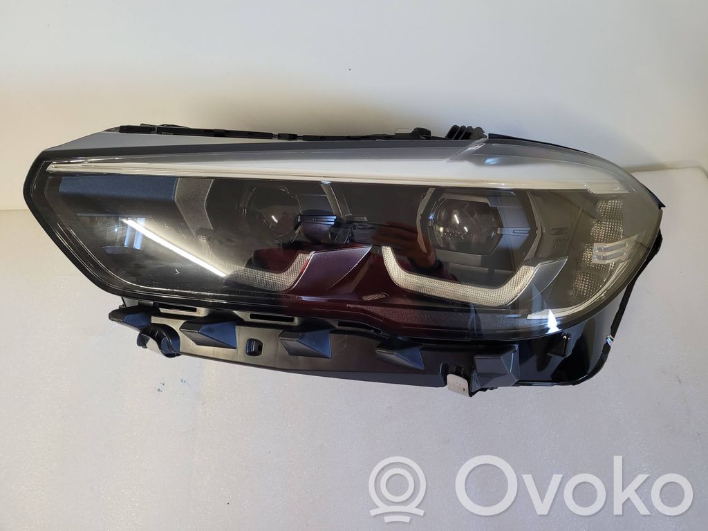 BMW X5 G05 Lampa przednia 