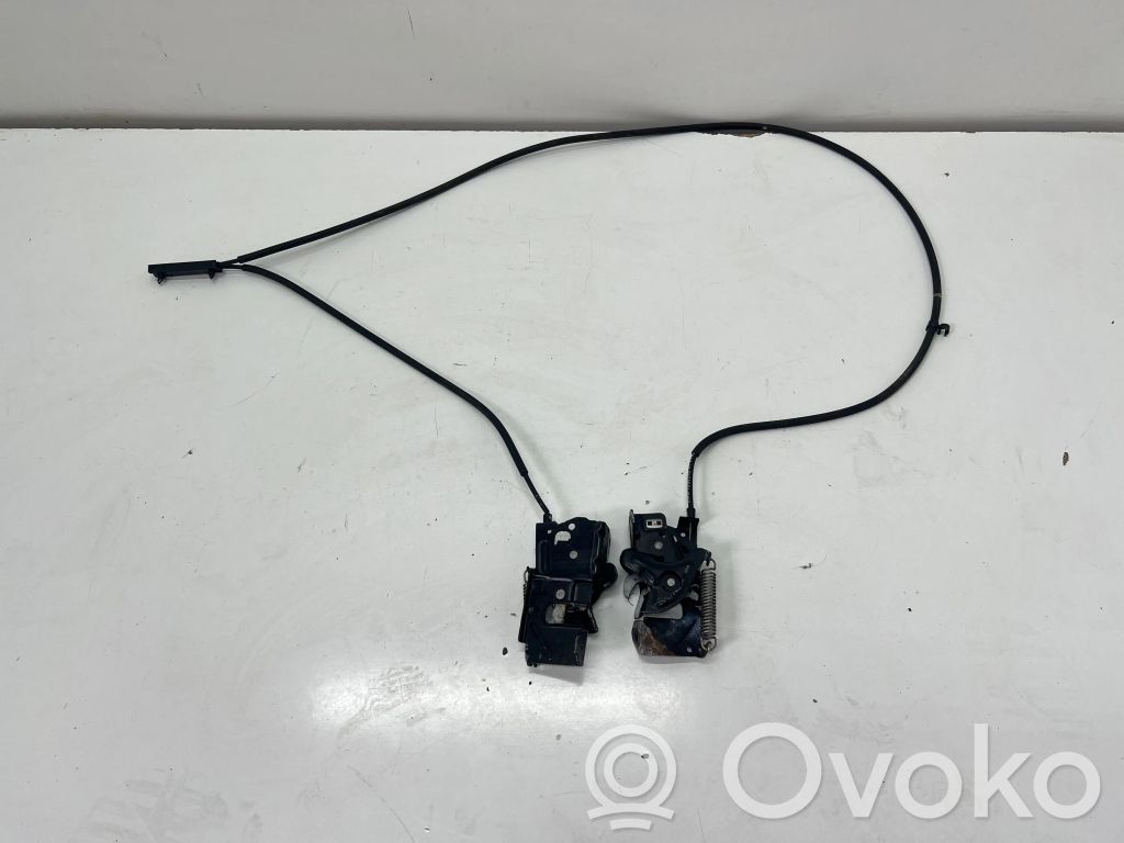 BMW 3 F30 F35 F31 Konepellin lukituksen vastakappale 