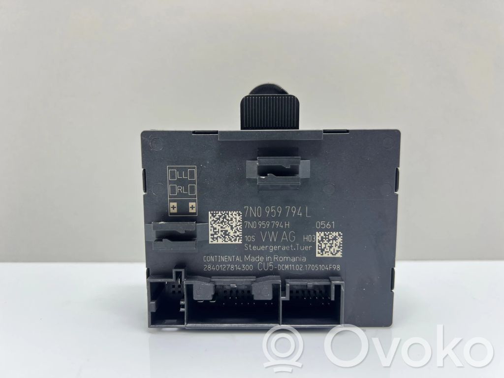 Seat Alhambra (Mk2) Door control unit/module 