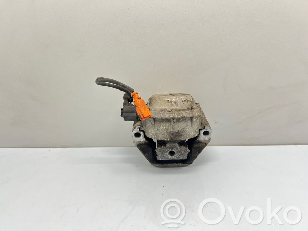 Audi A6 S6 C7 4G Engine mount bracket 