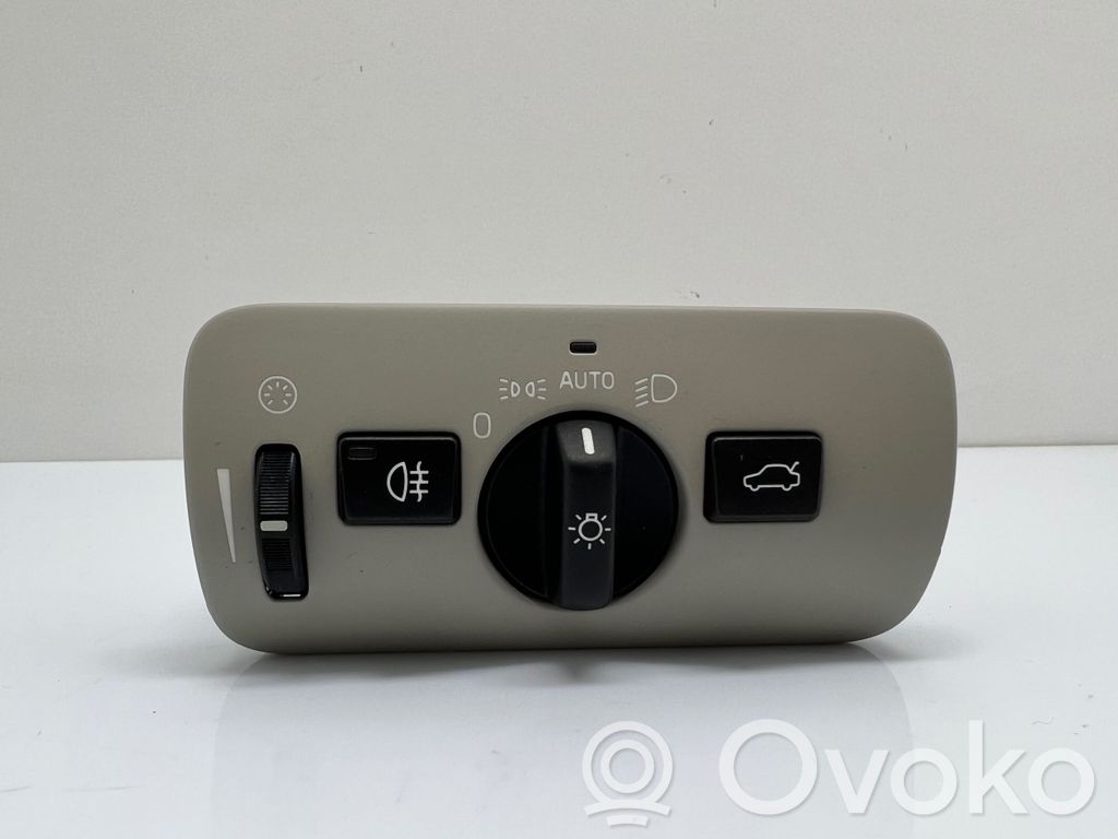 Volvo V40 Light switch 