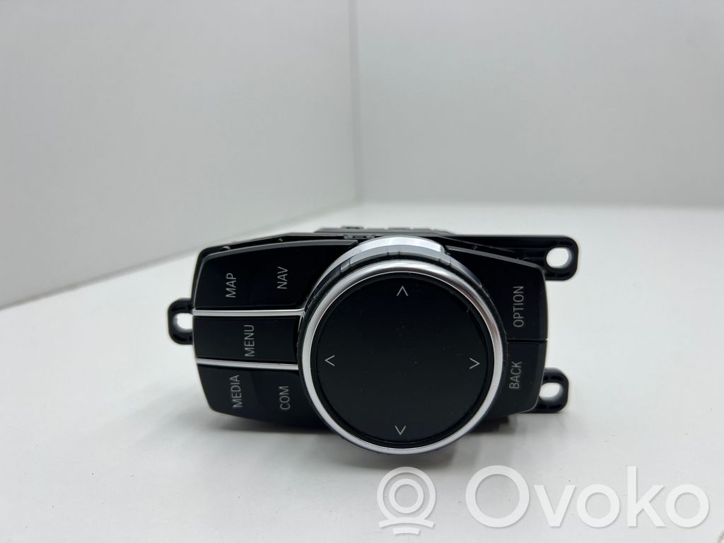 BMW 5 G30 G31 G38 Panel radia 