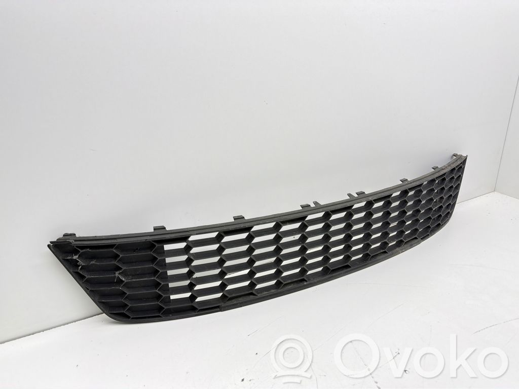 Skoda Octavia Mk3 (5E) Mascherina inferiore del paraurti anteriore 