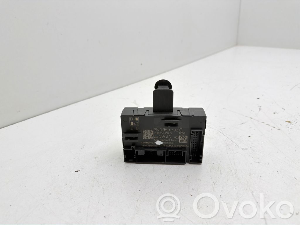 Volkswagen Sharan Door control unit/module 