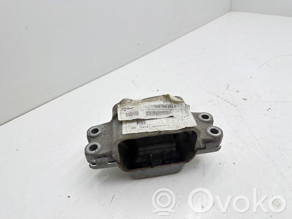 Volkswagen Sharan Engine mount bracket 