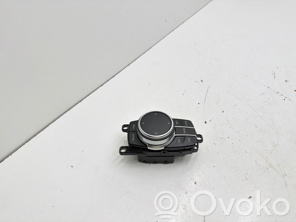 BMW 5 G30 G31 G38 Head unit multimedia control 