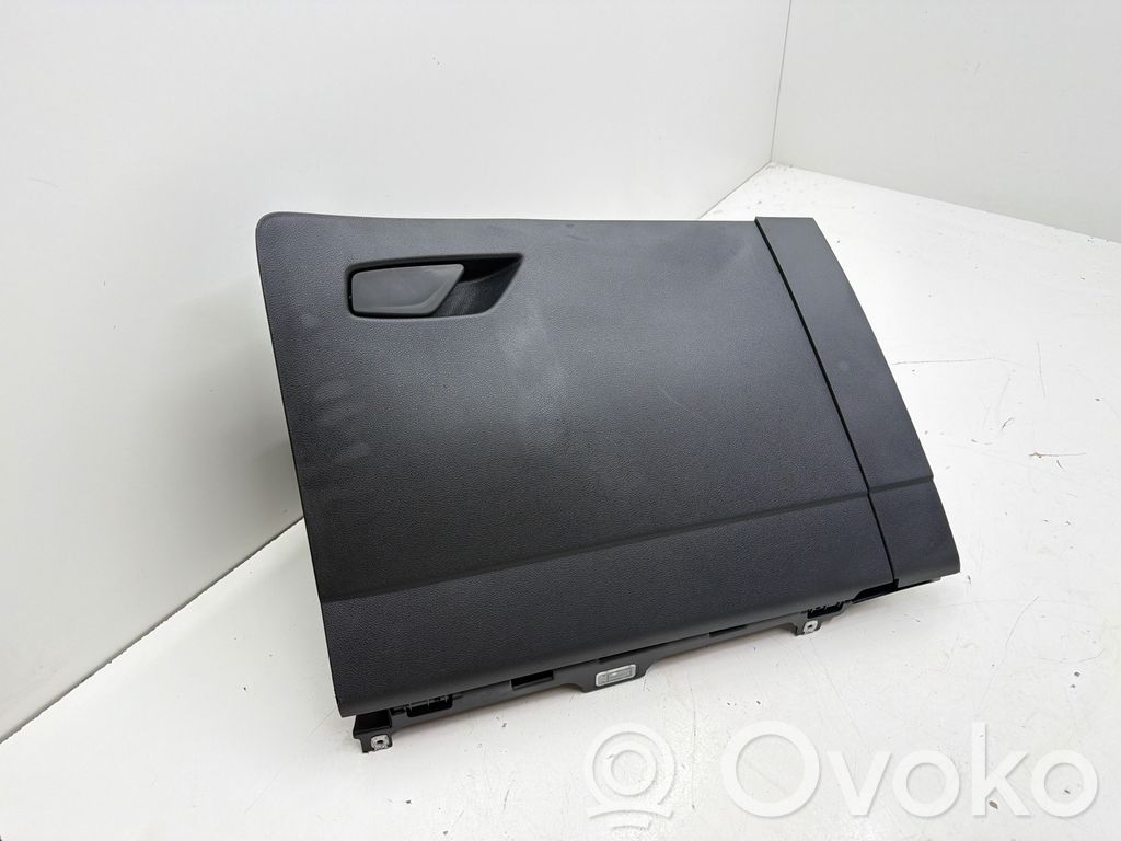 Skoda Elroq Handschuhfach 