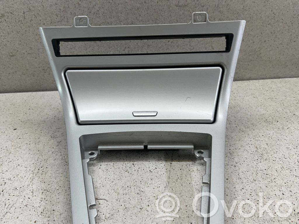 BMW X3 E83 Ashtray (front) 