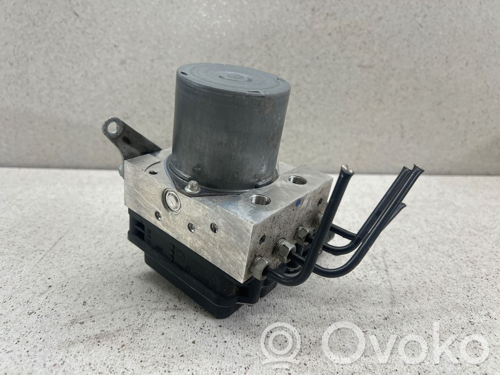 BMW 3 E90 E91 ABS Pump 